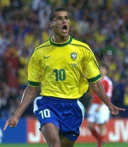 中华文化不 中华文化不