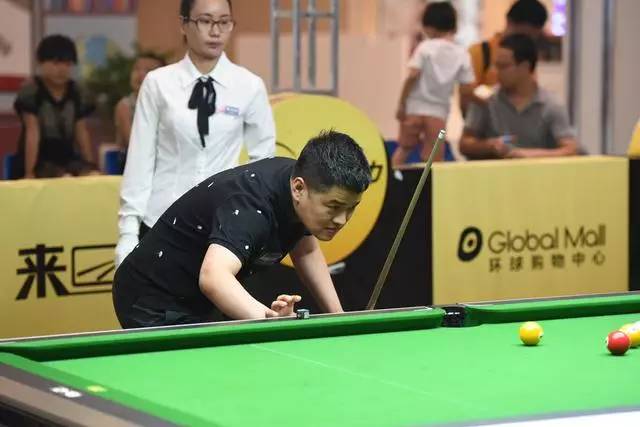 再次展现出 再次展现出