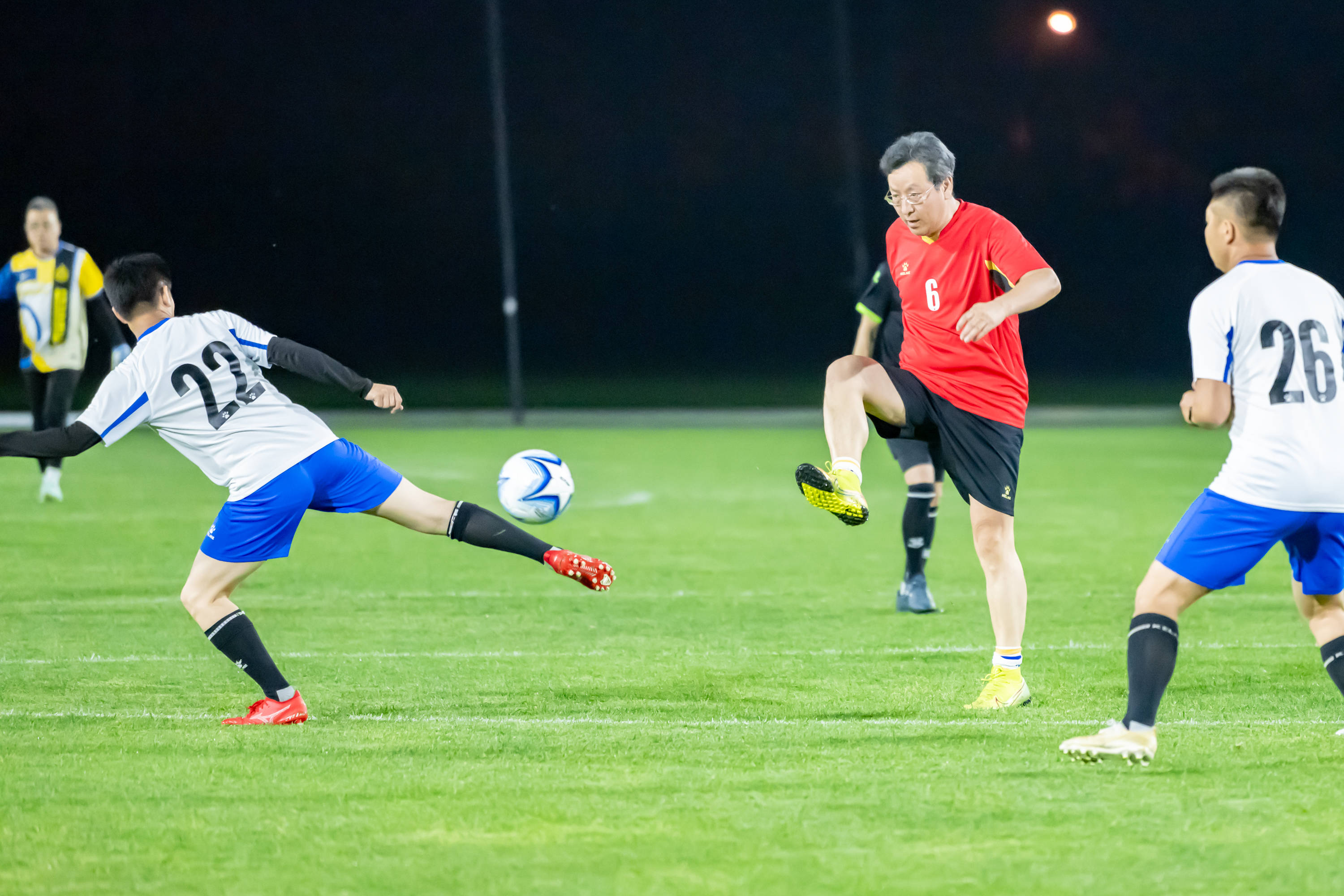 也让球迷看 也让球迷看