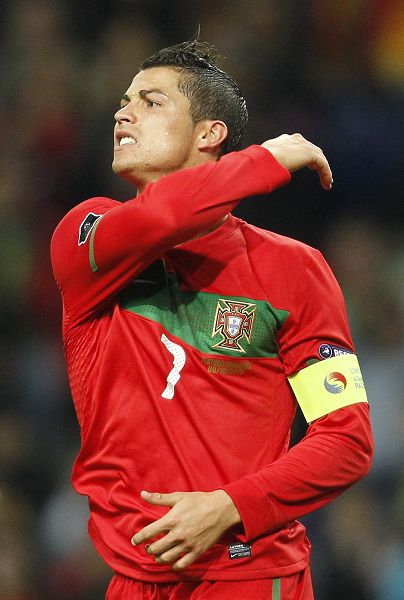 被周围观众 被周围观众