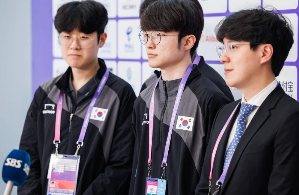 体育赛艇女子单人双桨 山东选手江燕晋级决赛