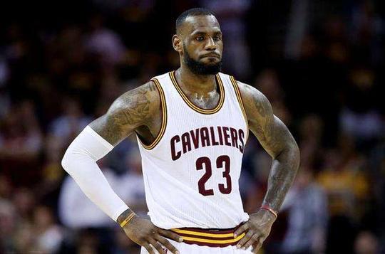 球看到了更 球看到了更