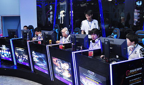 提供了一个 提供了一个